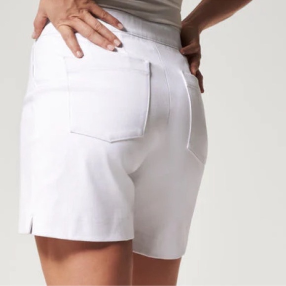 SPANX On The Go Polished 6” White Stretch High Rise Shorts Size Small NWT - Picture 8 of 16